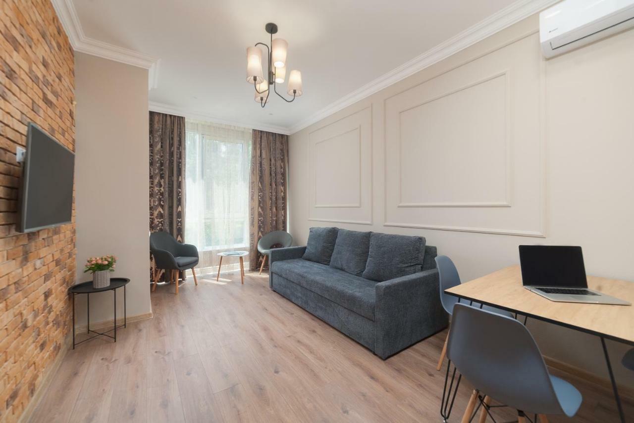 Green Apartments أوديسا المظهر الخارجي الصورة