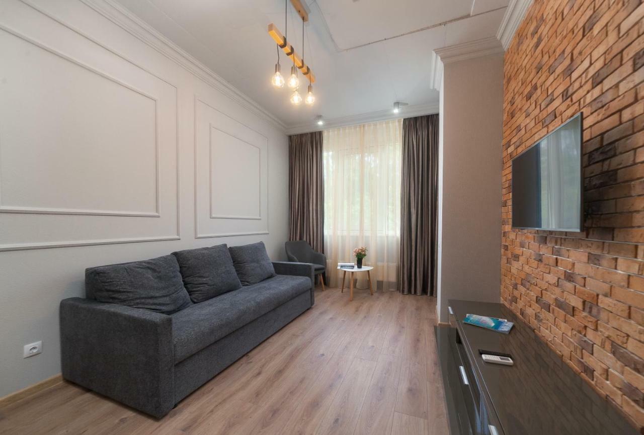 Green Apartments أوديسا المظهر الخارجي الصورة