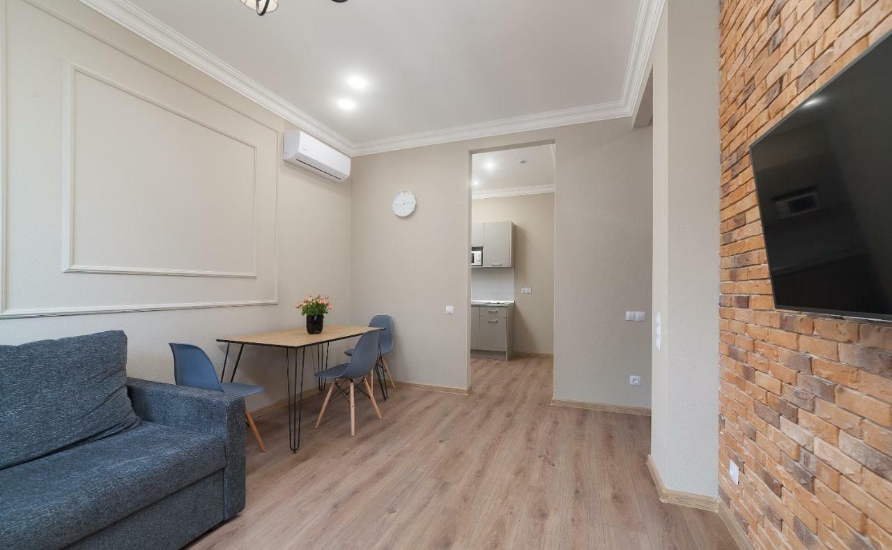 Green Apartments أوديسا المظهر الخارجي الصورة