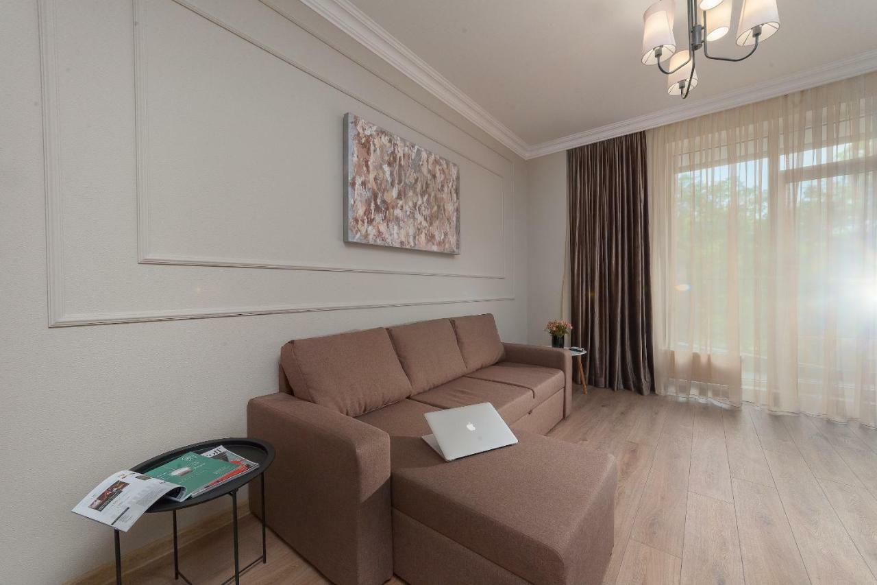 Green Apartments أوديسا المظهر الخارجي الصورة